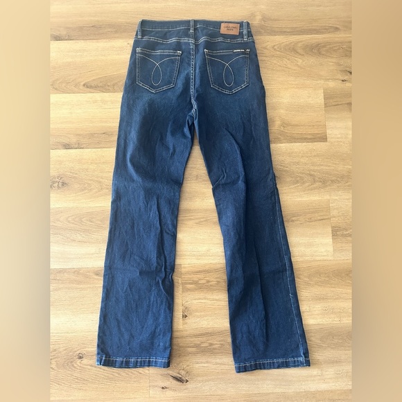 Calvin Klein Jeans Women’s Bootcut Dark Wash Denim Size 8/29– Like New - Picture 4 of 6
